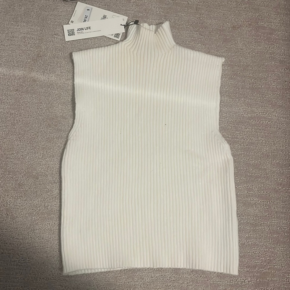 Mock Neck Sleeveless White Zara Sweater
